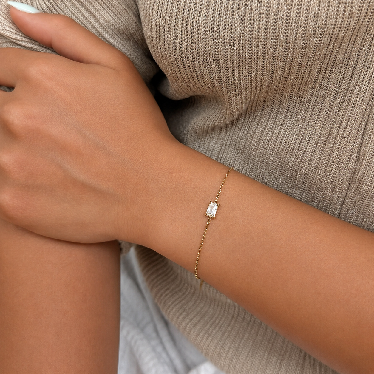 Dainty Gold Crystal Bracelet
