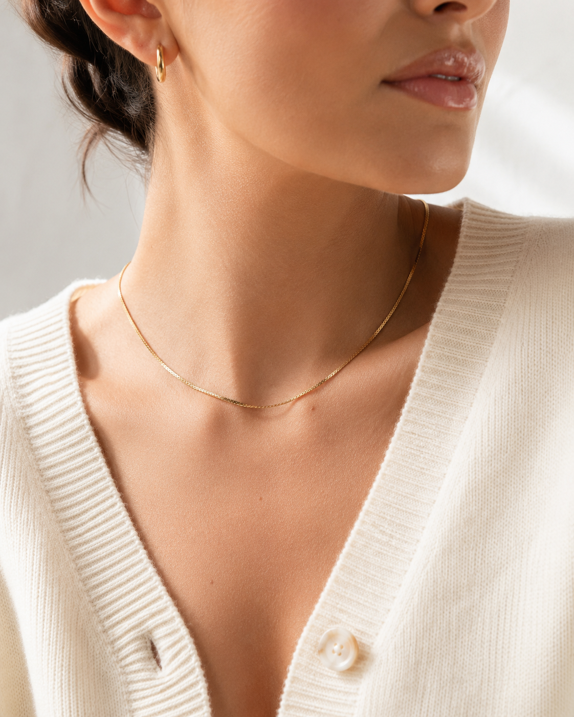 FAYE DAINTY THIN GOLD CHAIN NECKLACE